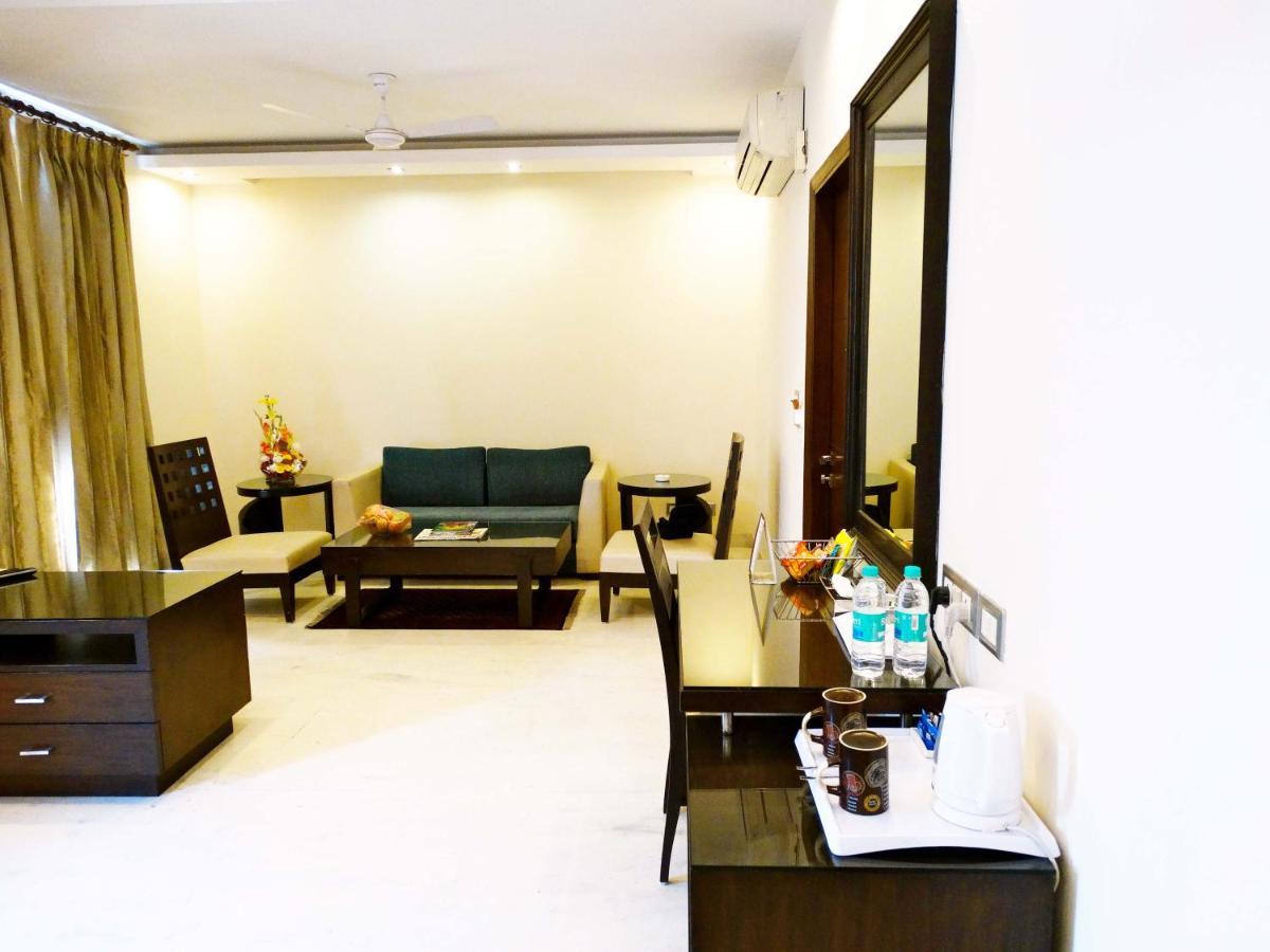The Legend Inn Delhi Нью-Дели Экстерьер фото