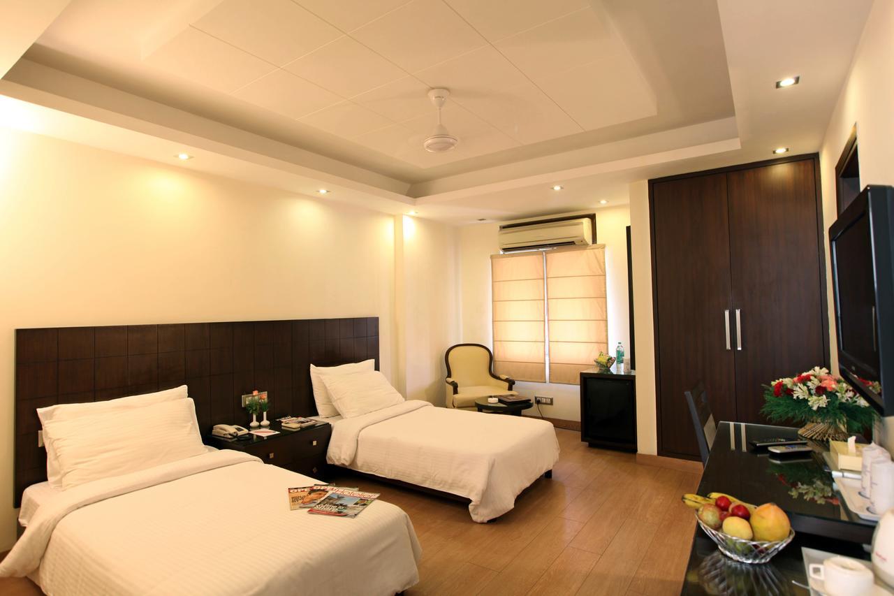 The Legend Inn Delhi Нью-Дели Экстерьер фото
